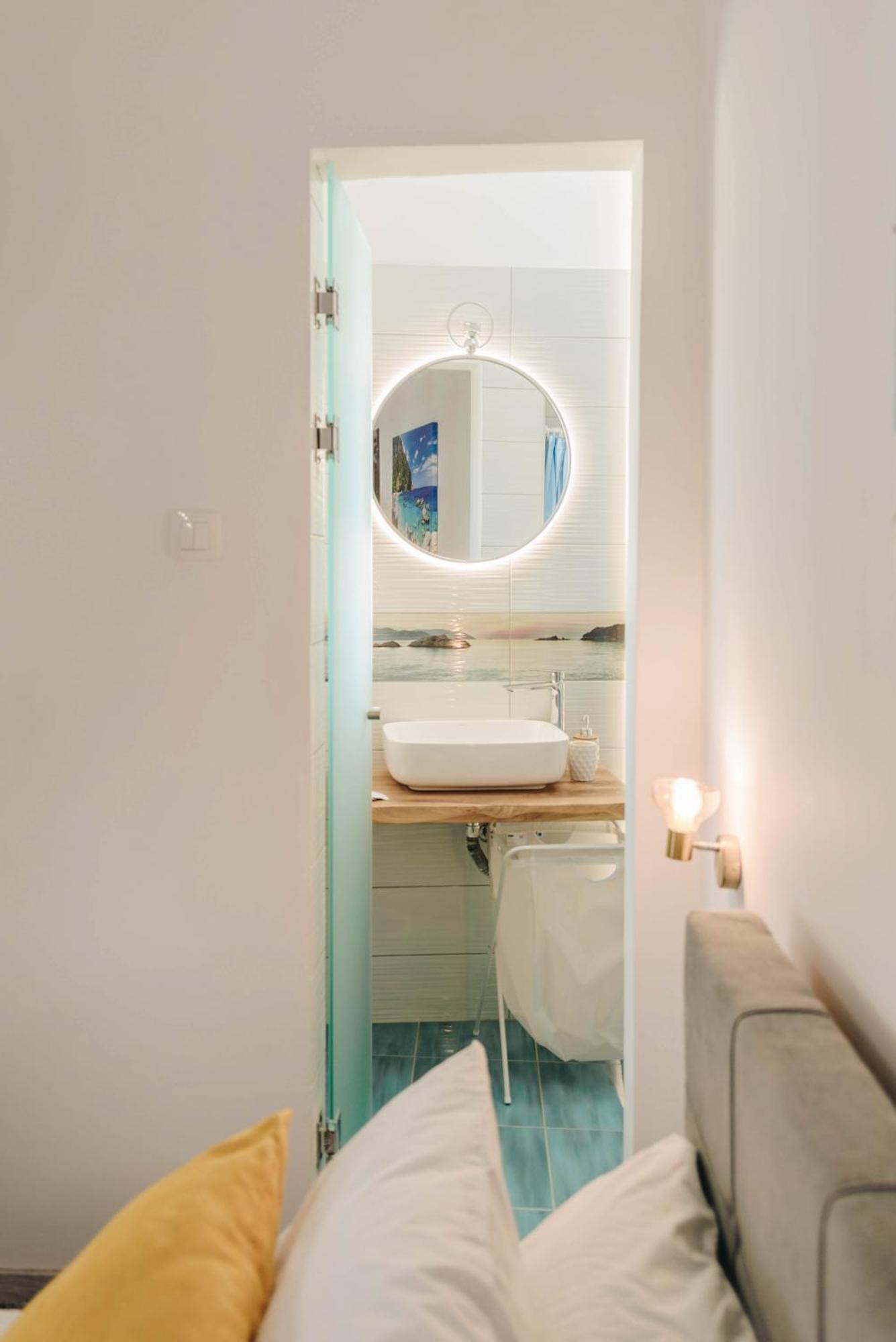 Sunrise Guesthouse 아기라 외부 사진